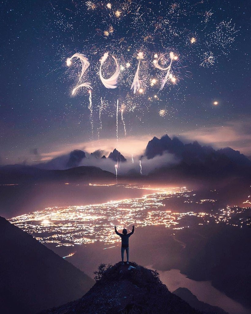 أعواماً مديدة بالفرح والطمأنينة لكل القلوب.. المتعبة بالإنسانية! #السنة_الجديدة_2019