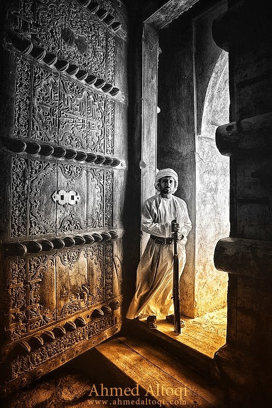 ابتذال مفردة الوطنية جريمة إنسانية، وتسطيح المعنى خطيئة أخلاقية في حق الجميع.. الوطن ينتظر…