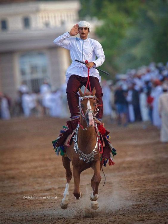 للوطن العزيزِ.. صوتٌ مرتفع بالحقّ.. المنابر الواقعية والمنصّات الإلكترونية مجرد وسيلة تتغي…