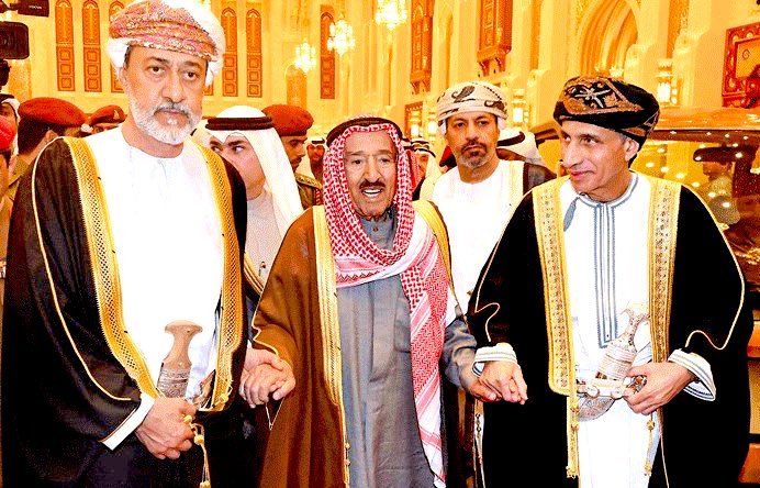 قلوب العُمانيين تحفّ أرض الكويت بالدعاء، وأرواحنا قائمة بمحاريب الصلاة لله تعالى أن يشفي أ…
