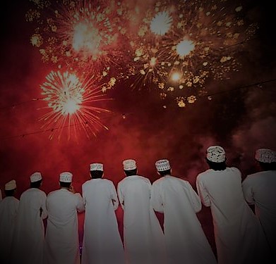 (أحييكم بني وطني.. أحيي فيكم الوعدا وأعشق فعلكم مجدا.. بوهج الحلم ممتدا) الشاعر/ محمود الخ…