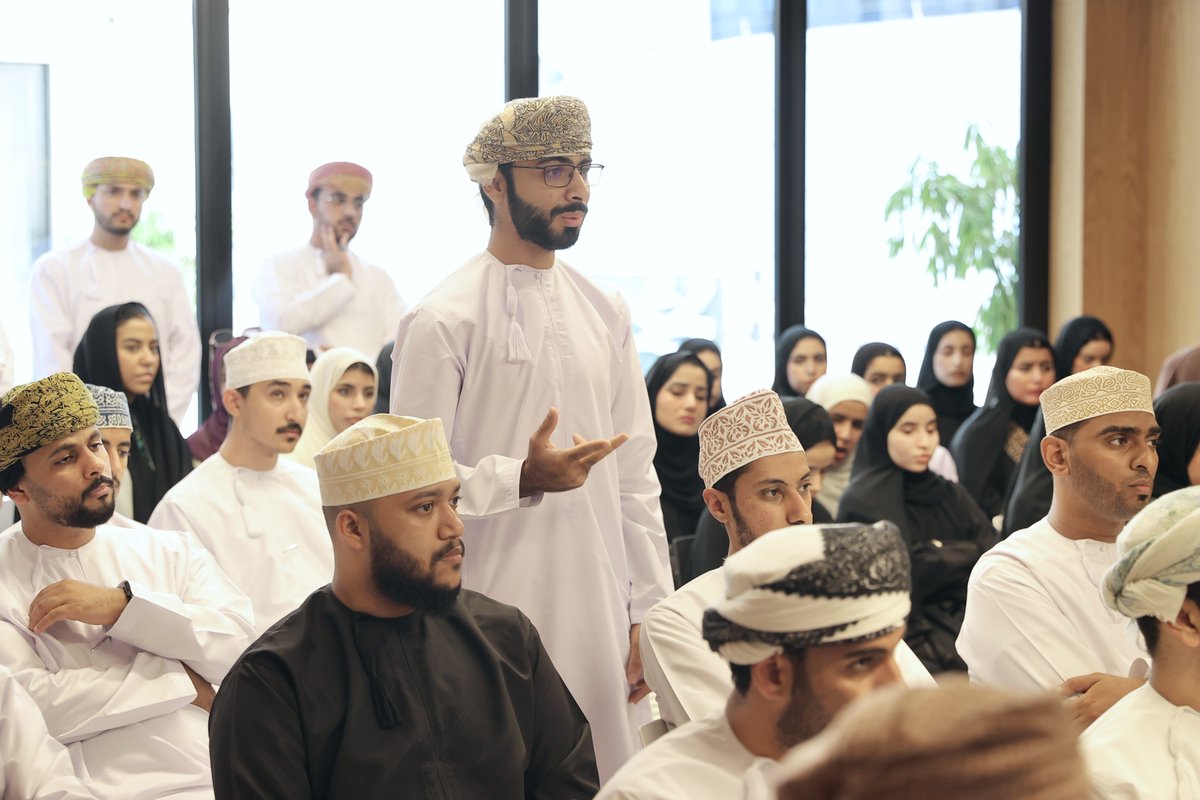 كلُّ وطنٍ بإنسانه.. عظيم! مبدأ راسخ نؤمن به جميعاً؛ أنا وأنت. .. من يقترب من شباب #سلطنة_ع…