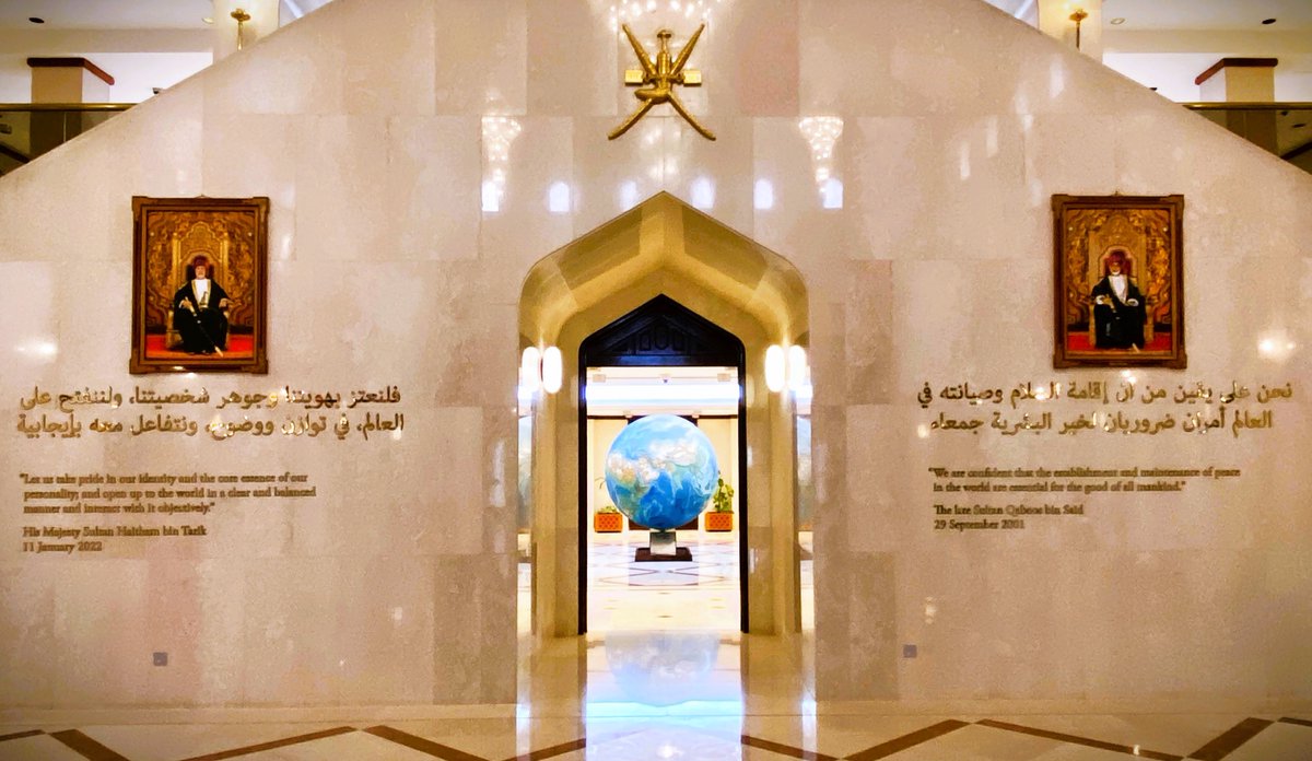 من توجيهات سلاطين #عُمان لأبناء الوطن العزيز، ورسائلهم إلى الشقيق والصديق في الخارج: (أن ا…