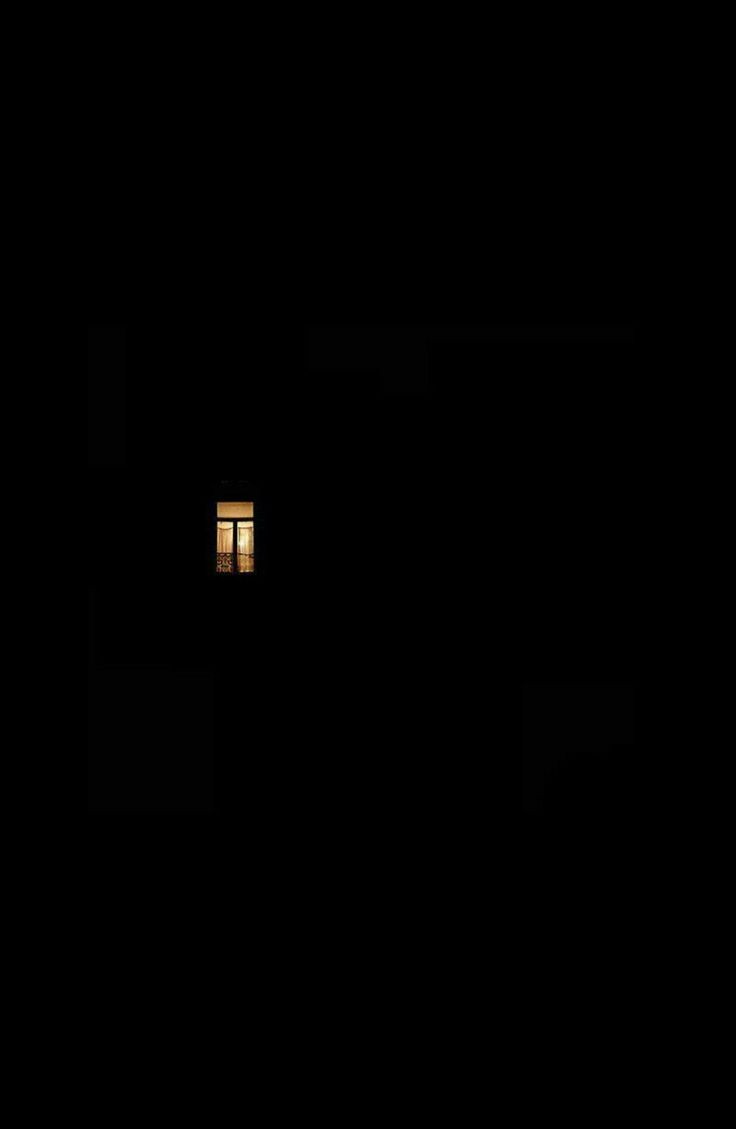 نشتاق.. لأننا نحبهم فنفتقدهم، أيها الراحلون.. من بعدكم؛ كل الفرح شاحباً موحشاً.
