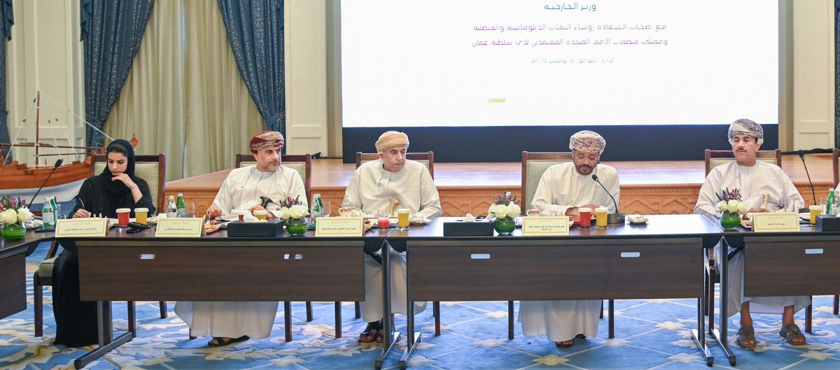 من مرتكزات #السياسة في وطني العزيز سلطنة #عُمان في علاقتها مع الأشقاء والأصدقاء.. أن #العل…