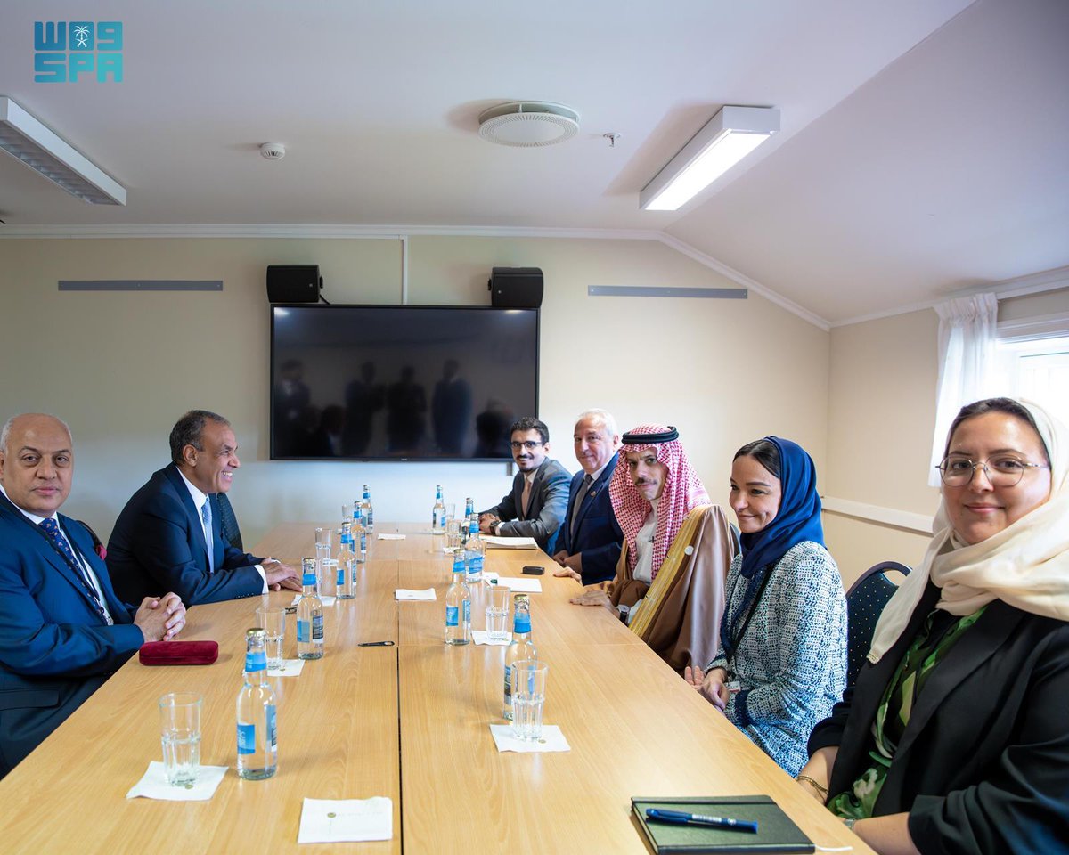 كلّ التوفيق للحضور العربي في أعمال المنتدى.. طاولات الحوار ساحات تقارب واحترام، في حين شاش…