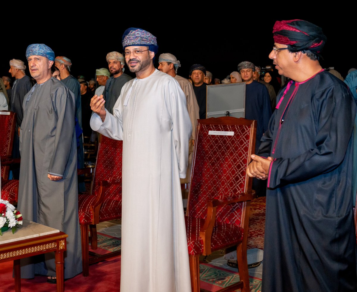 لم أعتد مدحَ المسؤولين على أداء واجبهم، فخدمة الوطن التزامٌ يُؤدّى بوعي المسؤولية لا انتظا…