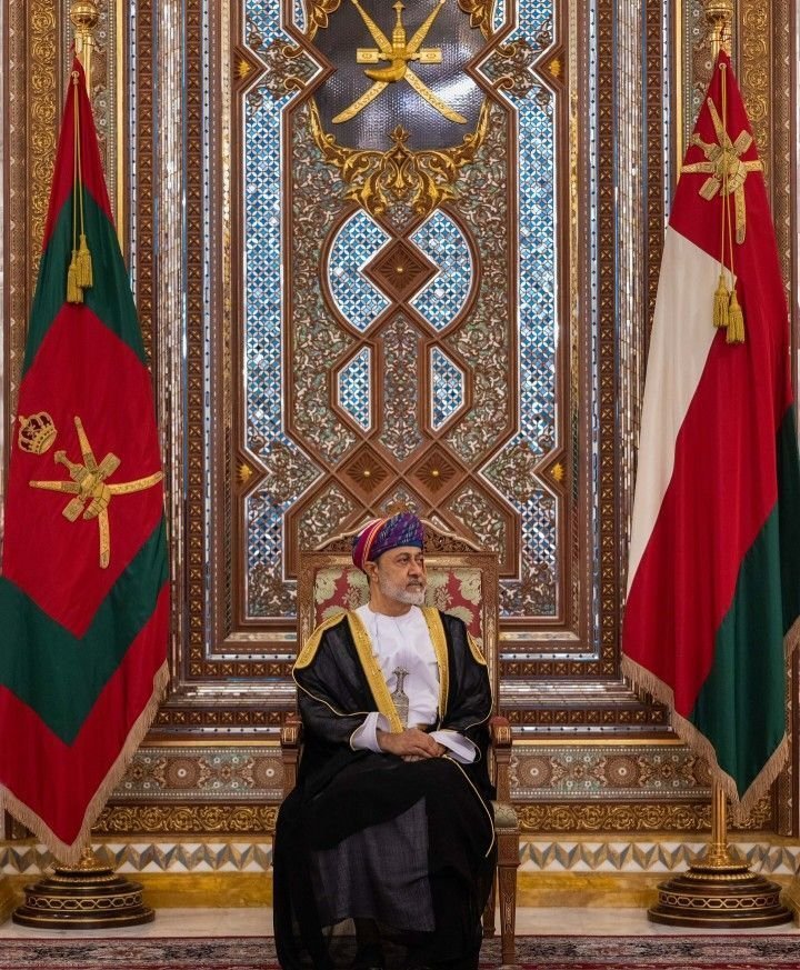 في وطني العزيز سلطنة #عُمان.. التهنئة بالمناصب في أعرافنا #الدبلوماسية هي بروتوكول سلطاني …