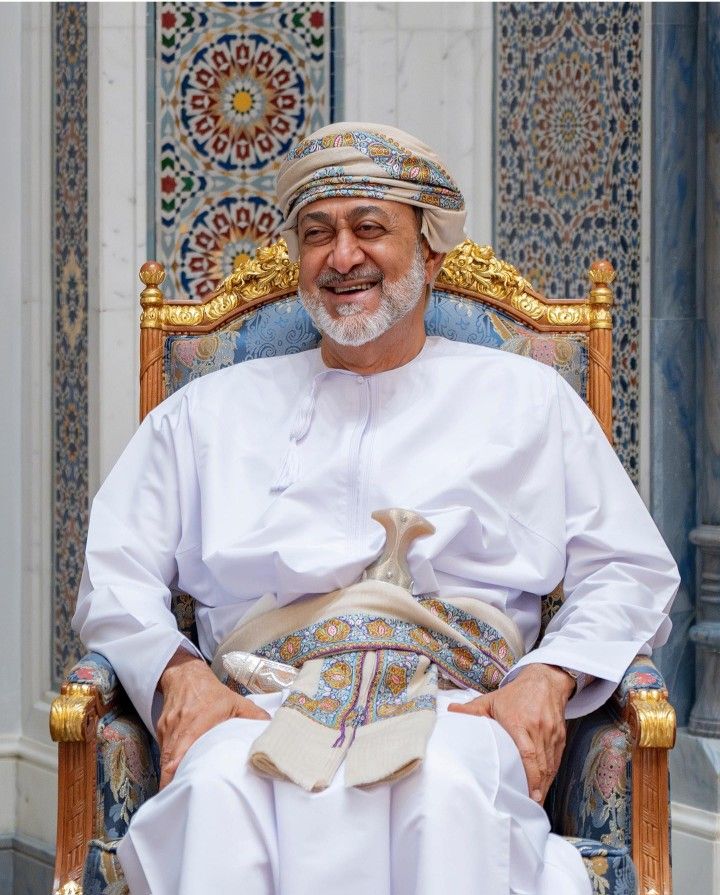 نحن أبناء هذا الوطن العزيز سلطنة #عُمان ذاكرتنا السياسية تعيد للمشهد دقّة تفاصيله، وفي كلّ…