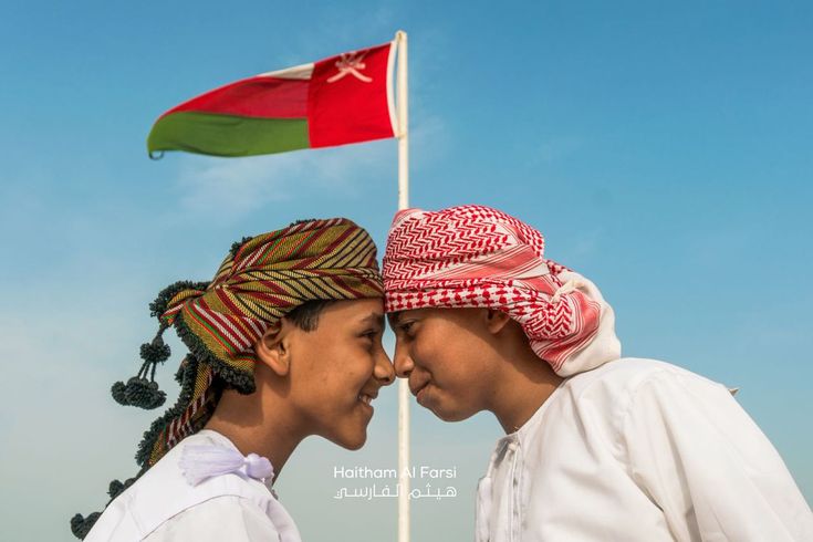 بعيداً عن المناكفات الإلكترونية؛ قريباً من الإنسان على أرضِ وطني الأشمّ سلطنة #عُمان فله أ…