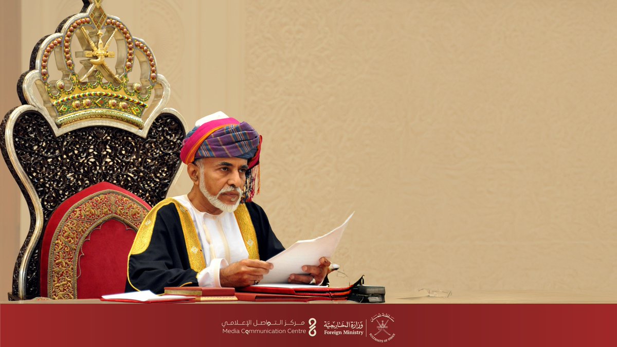 "من وحي المدرسةِ السياسيّةِ العُمانيّةِ.." نبني سياستنا الخارجيّةَ على استقلاليّةِ القرارِ…